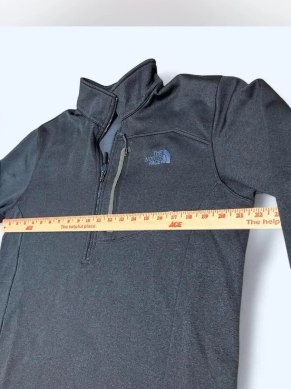 The North Face Blue Quarter Zip Performance Fleece Pullover Men’s Size Large